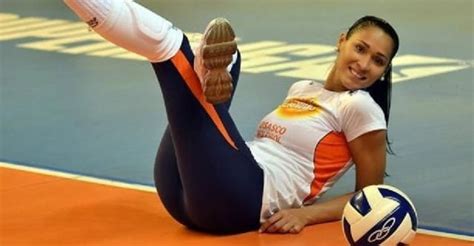 Who Is Jaqueline Carvalho The Beautiful Brazilian Volleyball Player Networth Height Salary