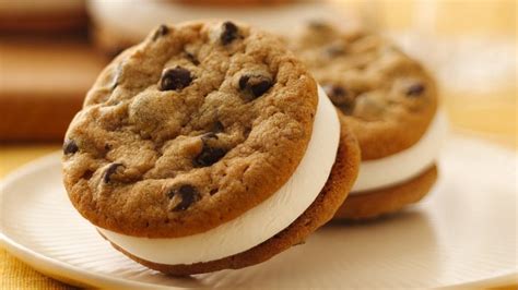 Grab your oven mitts, cookie sheets, hand mixers and measuring cups because these helpful tips for storing and freezing cookies and dough will inspire you to whip up a batch (or two) of your favorite cookies! S'more Sandwich Cookies recipe from Pillsbury.com