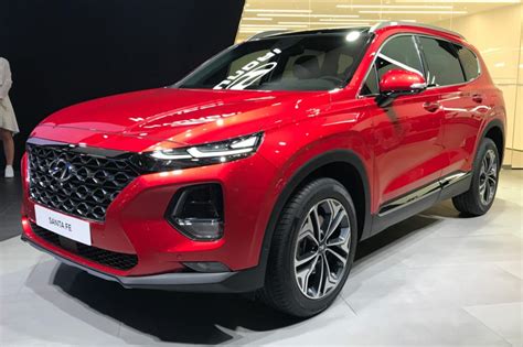 New Hyundai Santa Fe 2018 Showcased At Geneva Motor Show 2018