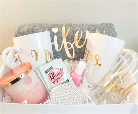 Heart Touching Wedding Ts Ideas For Couple Bridal T Baskets