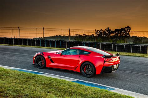 2017 C7 Corvette Image Gallery And Pictures