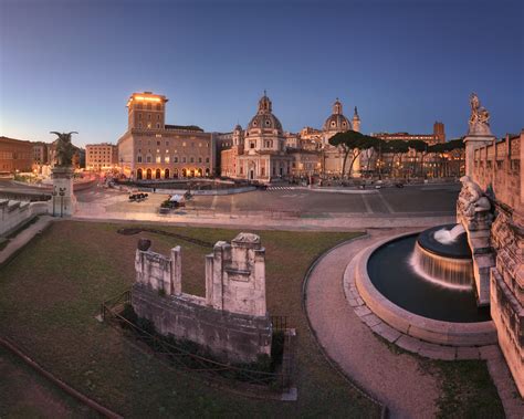 Piazza Venezia And Fountain Of Adriatic Sea Rome Italy Anshar Images