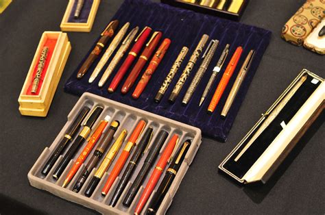 $10.0 beautiful kanoe vintage stripped golden slim ballpoint pen made in japan. 2016 LA Pen Show Report