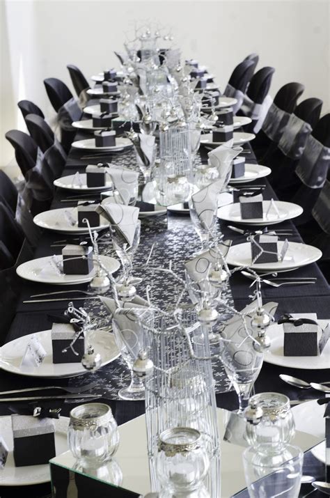 24 Fresh Black And Silver Table Decor