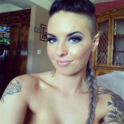 Christy Mack Recovery Plastic Surgeon Dr Harrison H Lee Helping Her