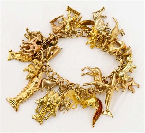 Ladys Heavy 14k Gold Charm Bracelet 8 Vintage