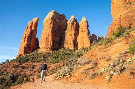 How To Hike To Cathedral Rock In Sedona Arizona Earth Trekkers