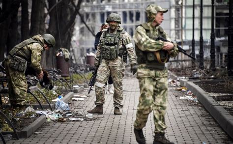 Putin Resorting To Drafted Soldiers In Ukraine Could Come At A High Price