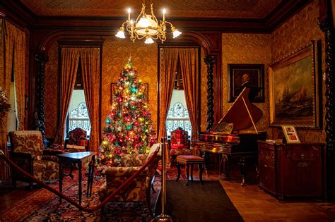 Experience Elegant Holidays Of Yore At The Pabst Mansion