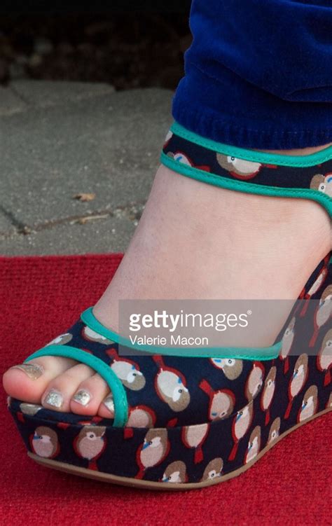 Molly Ephraim S Feet I Piedi Di Molly Ephraim Celebrities Feet