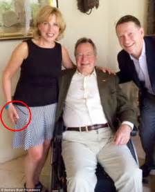 Third Woman Accuses George Hw Bush Of Groping Daily Mail Online