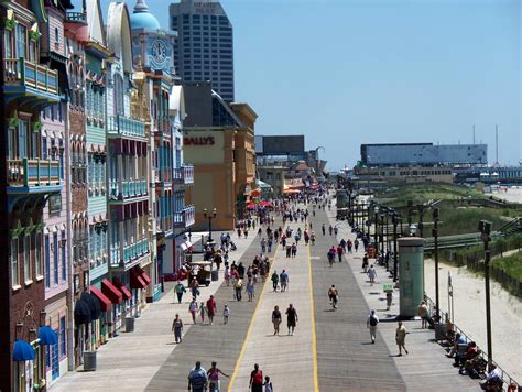 Atlantic City Nj The Boardwalk And Ballys Wild Wild West Flickr