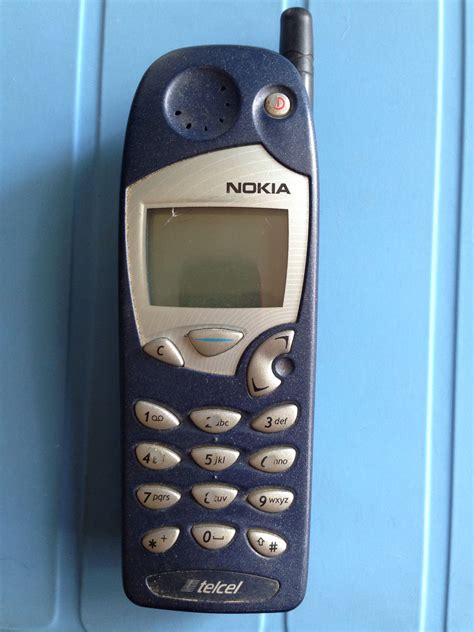 Telefono celular economico nokia 3310 doble sim nuevo tienda. Celular Nokia de aproximadamente. el año 2000 | Celular nokia, Infancia, Personajes