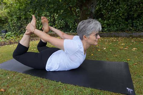 Mejores Posturas De Yoga Para El Dolor De Espalda