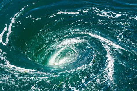 Whirlpools Formation And Facts About Whirlpools