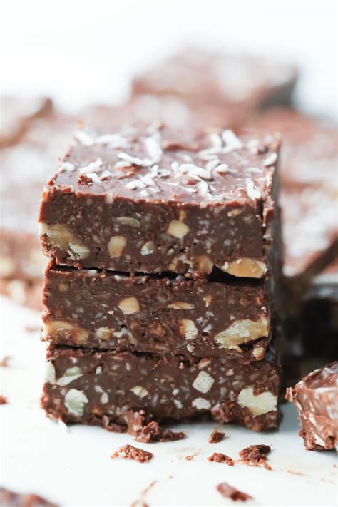 Delicious Low Carb Chocolate Coconut Bars