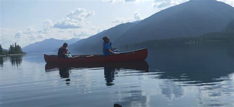 Muncho Lake Provincial Park — Northern Rockies Lodge