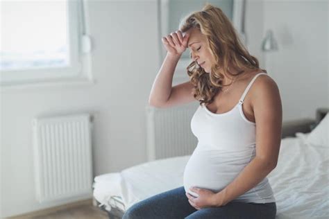 what is a high risk pregnancy what makes a pregnancy high risk