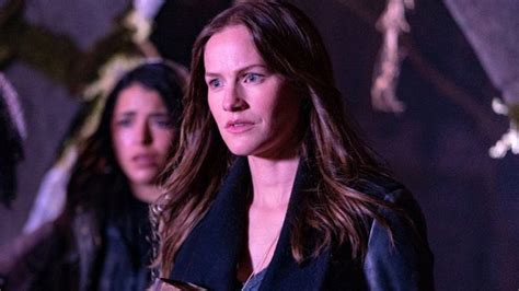 Van Helsing Season Release Date Cast Synopsis Trailer And More