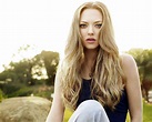 Amanda Seyfried Portrait 2017 Wallpaper, HD Celebrities 4K Wallpapers ...