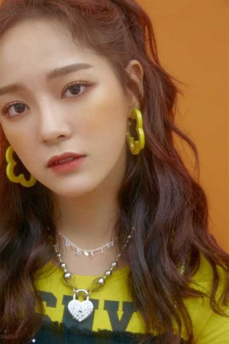 Gugudan S Sejeong Confirms Her First Solo Comeback In 3 Years