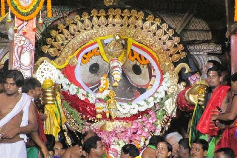 Maybe you would like to learn more about one of these? The Brahma inside the statue of Lord Jagannath Puri - Unsolved Mysteries India