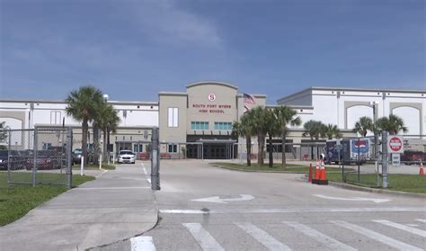 Teen Arrested In South Fort Myers High School Bathroom Sex Scandal Wink News