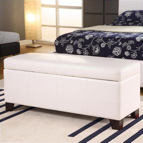We deliver across australia including sydney, melbourne, brisbane, the gold coast, adelaide, launceston, hobart and perth. Modus Milano Bedroom Storage Bench in White Leatherette ...