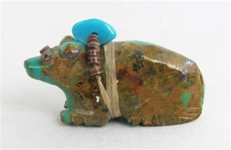 VINTAGE ZUNI NATIVE American Indian Fetish Carved Turquoise Bear With
