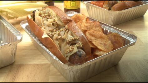 Chicagos Best Street Food Haute Sausage Youtube