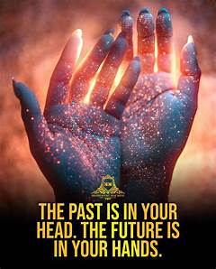 The Future In Your Hands What 3 Pm Ist Holds For You