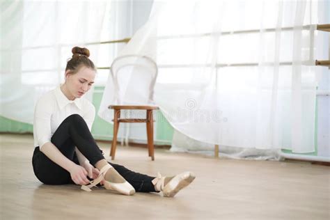 Pretty Girl Ballet Dancer Practicing Stock Image Image Of Exercise Girl 125951061