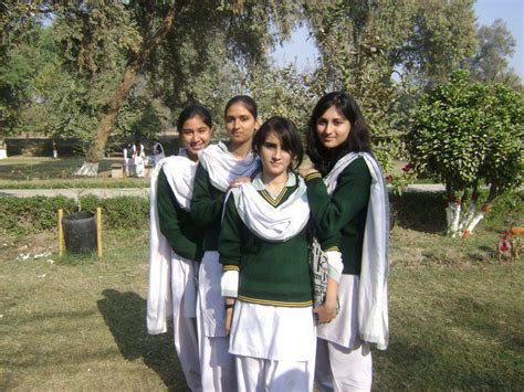 Hot Girls Around The World Pakistani Girls In School Uniform 35