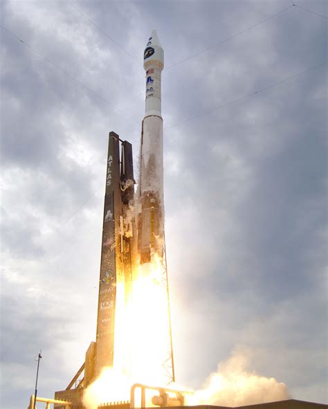 Nasa Launch To Moon