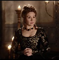 Catherine de Medici - Reign - "The Siege" Season 2, Episode 21 ...