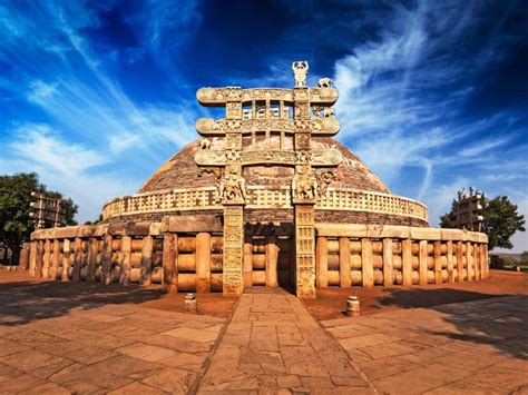 10 Famous Historical Monuments Of Medieval India Feature Articles