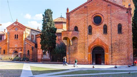 Frequently asked questions about abazia di santo spirito. Le Sette Chiese di Bologna: la Basilica di Santo Stefano ...