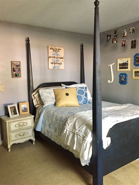 Bedroom Poster Bed In Annie Sloan Chalk Paint Napoleonic Blue