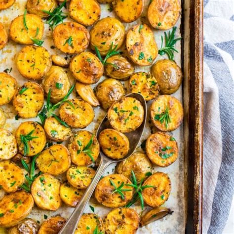 Oven Roasted Potatoes Easy And Crispy Wellplated Com Ethical Today