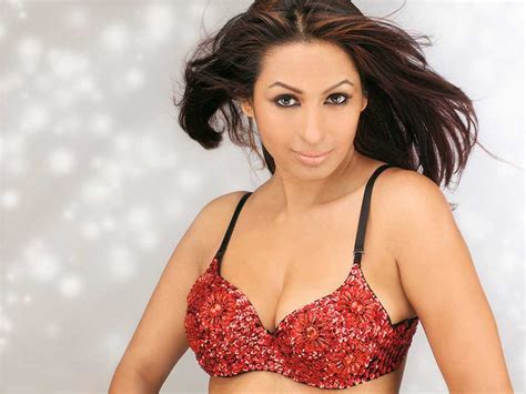 Kashmira Shah Wiki Biography Dob Age Height Weight Husband Affairs And More Eepixer