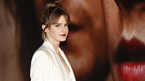Emma Watson Chats Hermione And Body Image With Gloria Steinem Marie Claire