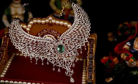 Bridal Diamond Necklace Sets At Rs 550000pieces हीरे का हार का सेट