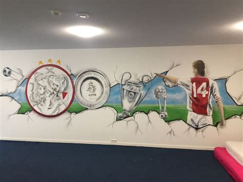 Ajax kinderkamer | Jongens voetbal slaapkamer, Voetbal slaapkamer