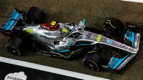 Formel 1 Abu Dhabi Mercedes opfert Trainings für 2023