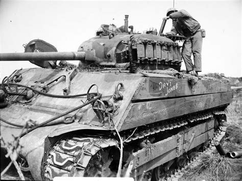 M4 Sherman Medium Tank Tanks Military Battle Of Iwo Jima Sherman Tank