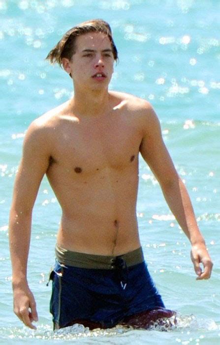 Dylan Sprouse Height Weight Age Girlfriend Family Facts Biography