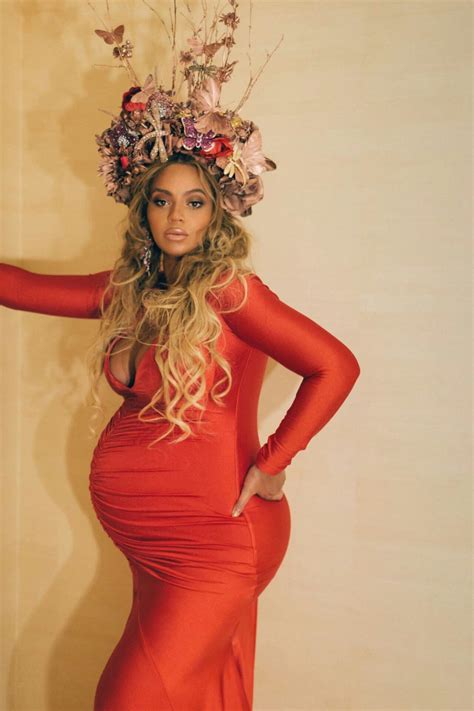 Bey 🐝 And The Twins Lol Pinterest Whoalilbritt Beyonce Pregnant Maternity Fashion