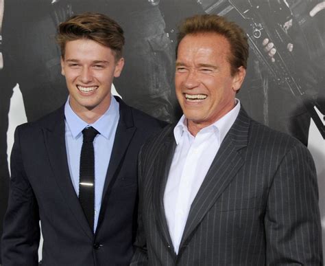 Arnold Schwarzeneggers Son Patrick Exposes Dads Hilarious Fashion Sense Essentiallysports