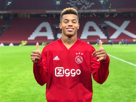 List of starting lineups ajax, football. David Neres não atendeu ligações de Tite por não conhecer ...