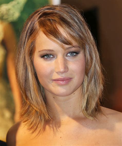 Jennifer Lawrences 21 Best Hairstyles And Haircuts
